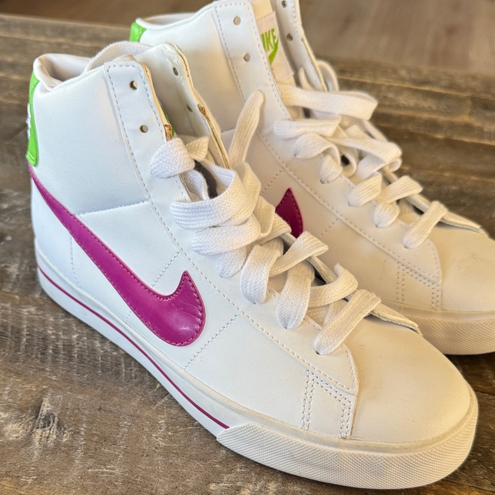 Nike White and Magenta High-Tops with Green Detail. NWOT